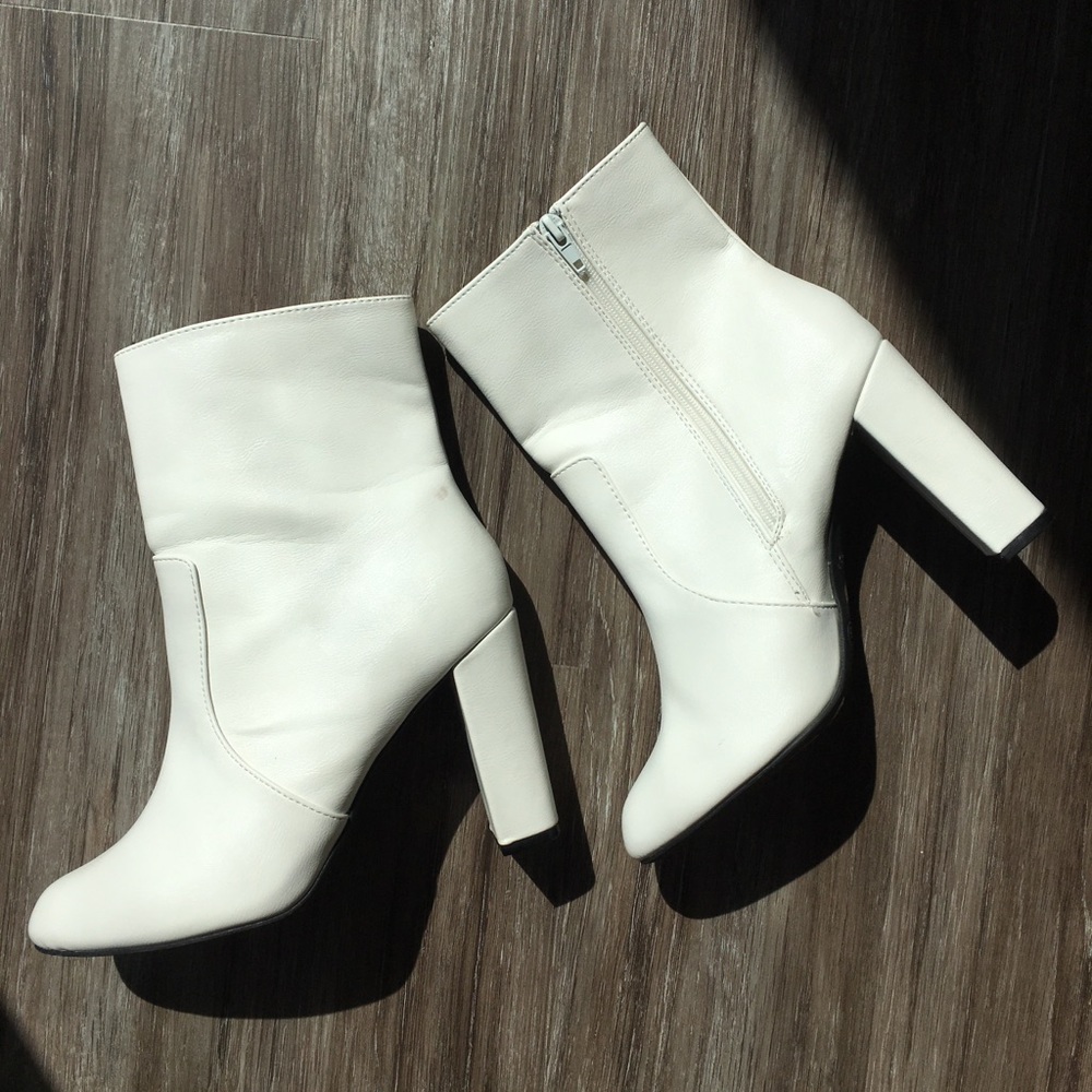 White Go-go boots